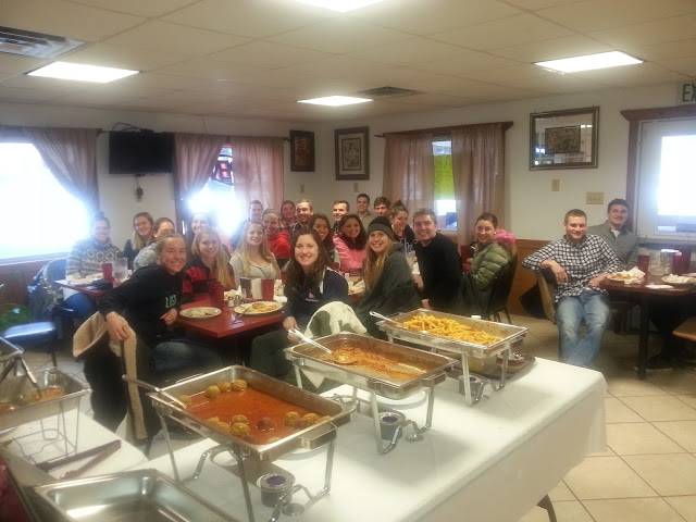 Italian Garden Pizza Restaurant | meal delivery | 2 Neil Rd, Shippensburg, PA 17257, USA | 7173003325 OR +1 717-300-3325