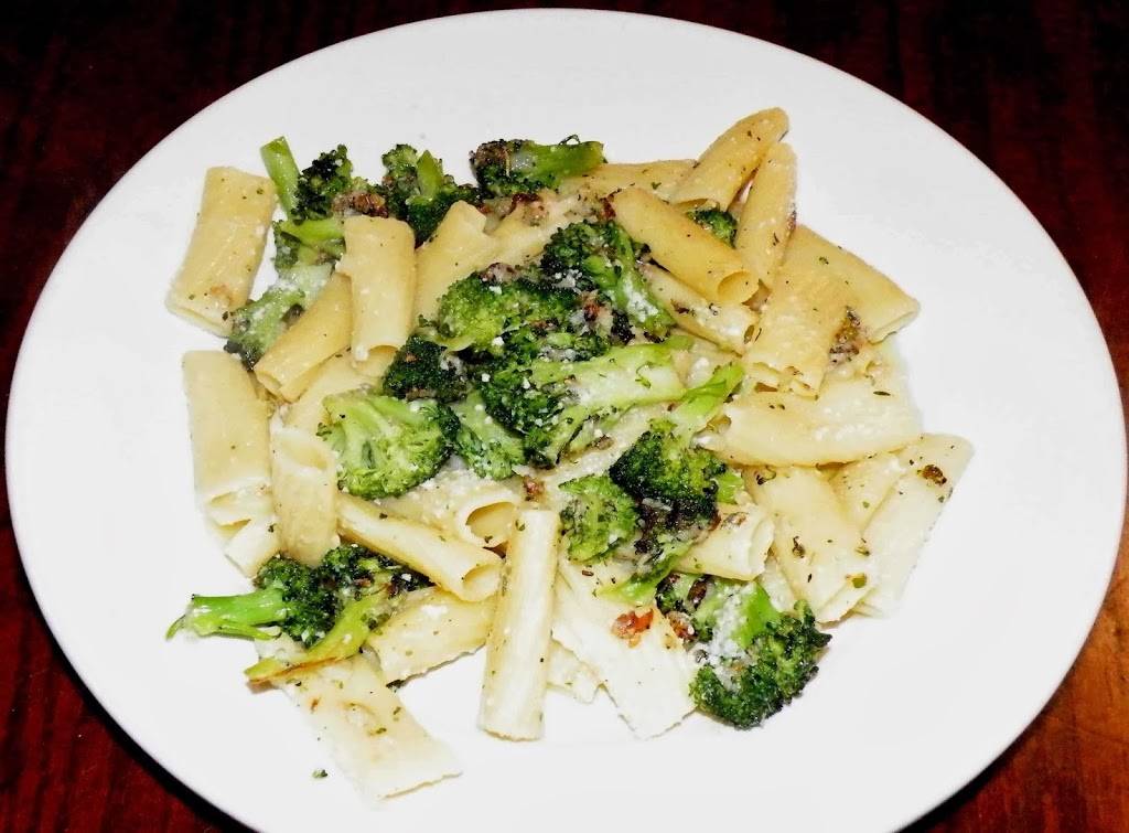 Trattoria Peppino | restaurant | 7440 W North Ave, Elmwood Park, IL 60707, USA | 7084532155 OR +1 708-453-2155