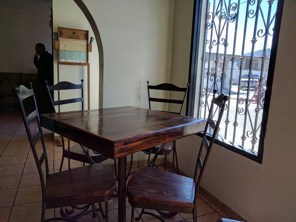 La Peña de losa Restaurante | restaurant | Libertad #201, Pliego, 21400 Tecate, B.C., Mexico | 016656557648 OR +52 665 655 7648