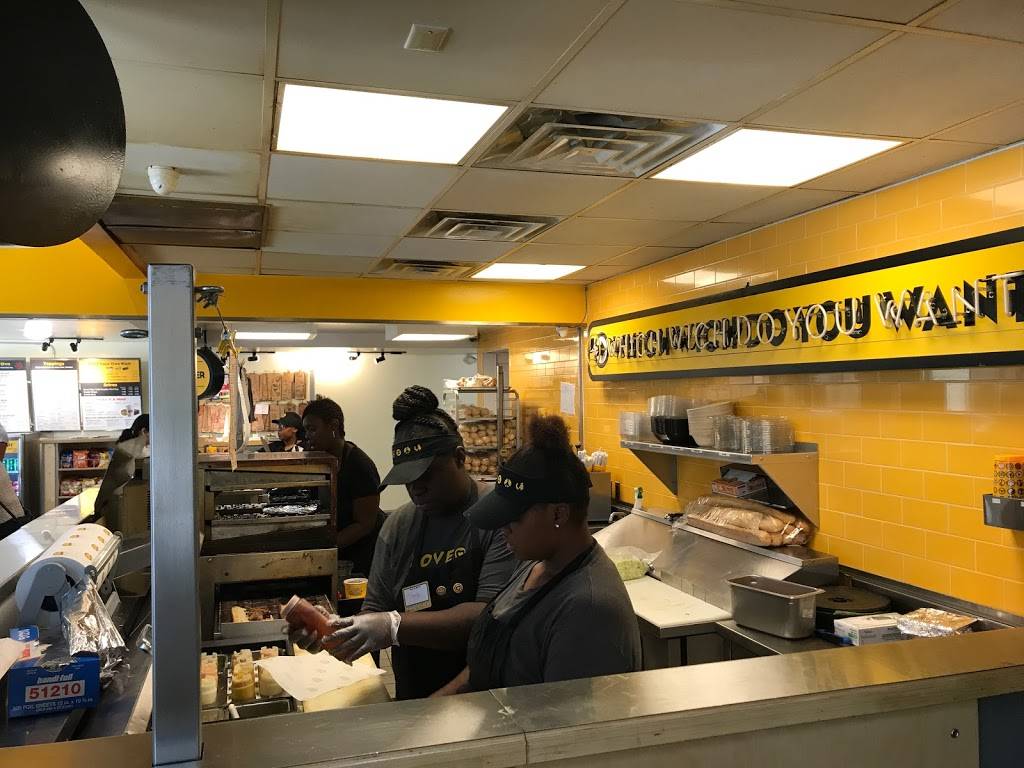 Which Wich Superior Sandwiches | restaurant | 645 Griswold St #66, Detroit, MI 48226, USA | 3136381456 OR +1 313-638-1456