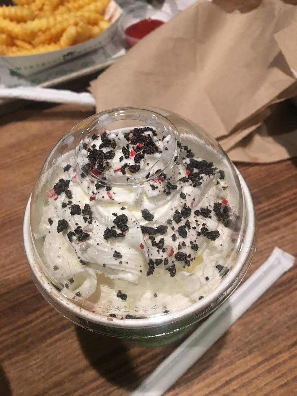 Shake Shack | restaurant | 6205 Kirby Dr, Houston, TX 77005, USA | 3469982820 OR +1 346-998-2820