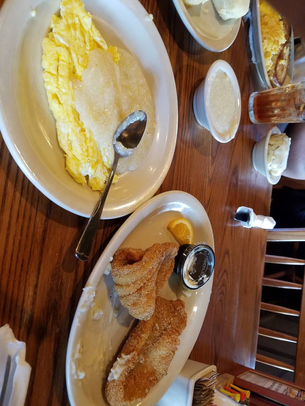 Cracker Barrel Old Country Store | restaurant | 3703 Hillsborough Rd, Durham, NC 27705, USA | 9193092888 OR +1 919-309-2888