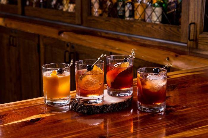 Twin Peaks Restaurant | restaurant | 1207 S Interstate 35, San Marcos, TX 78666, USA | 5126677759 OR +1 512-667-7759