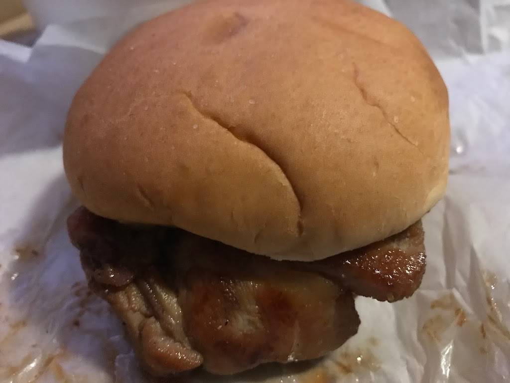 BBQ Town Drive Inn | restaurant | 820 W Hind Dr # 117, Honolulu, HI 96821, USA | 8083733128 OR +1 808-373-3128