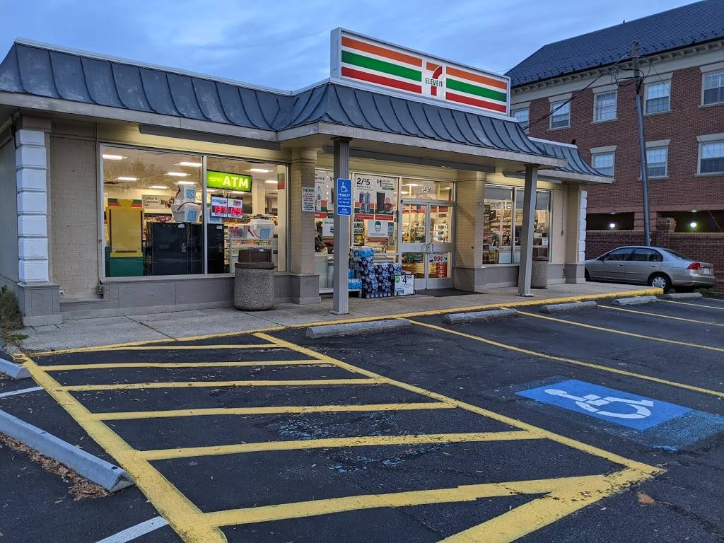 7-Eleven | bakery | 1436 Chain Bridge Rd, McLean, VA 22101, USA | 7038933571 OR +1 703-893-3571