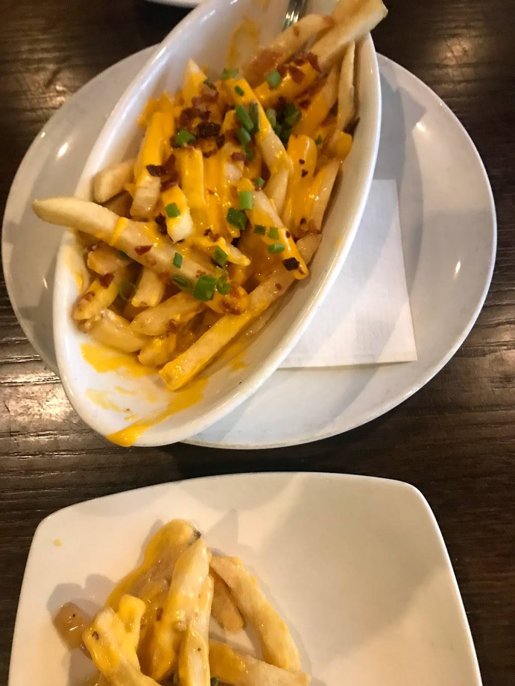 Porter Cullens Irish Pub & Restaurant | restaurant | 3541 W 99th St, Evergreen Park, IL 60805, USA | 7089075558 OR +1 708-907-5558