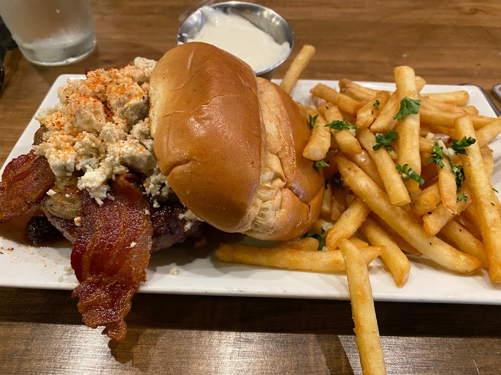 Downing Street Pour House Springfield Mo | restaurant | 1724 E Battlefield Rd, Springfield, MO 65804, USA | 4174277171 OR +1 417-427-7171