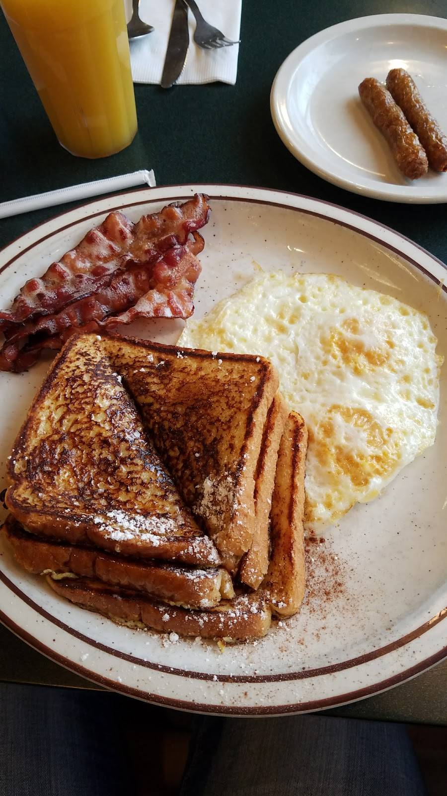 Brockport Diner | restaurant | 11 Erie St, Brockport, NY 14420, USA | 5856374060 OR +1 585-637-4060