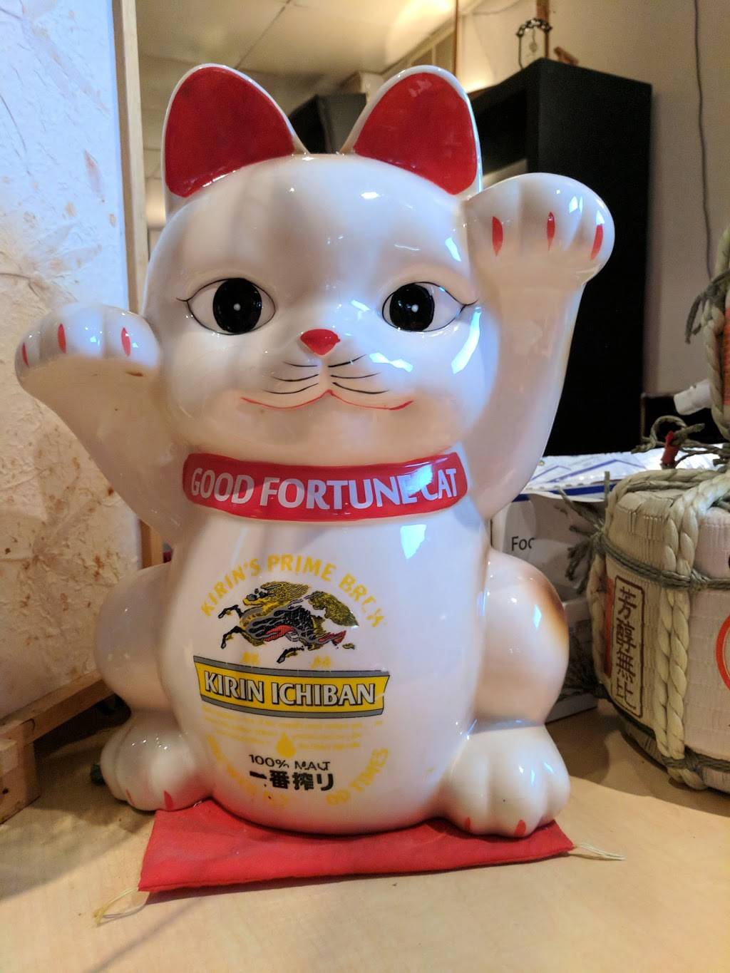 Marina Sushi Bar | restaurant | 2809, 2020 Lombard St, San Francisco, CA 94123, USA | 4154749332 OR +1 415-474-9332