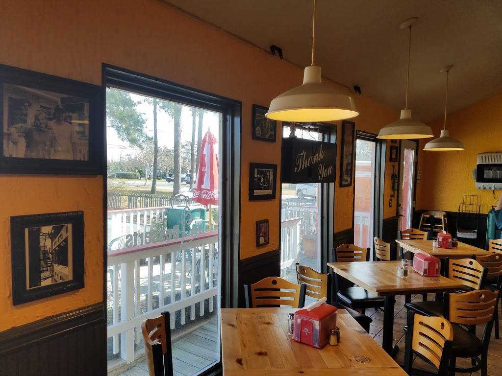 Garden Deli & Pizzeria | restaurant | 512 US-64, Manteo, NC 27954, USA | 2524736888 OR +1 252-473-6888