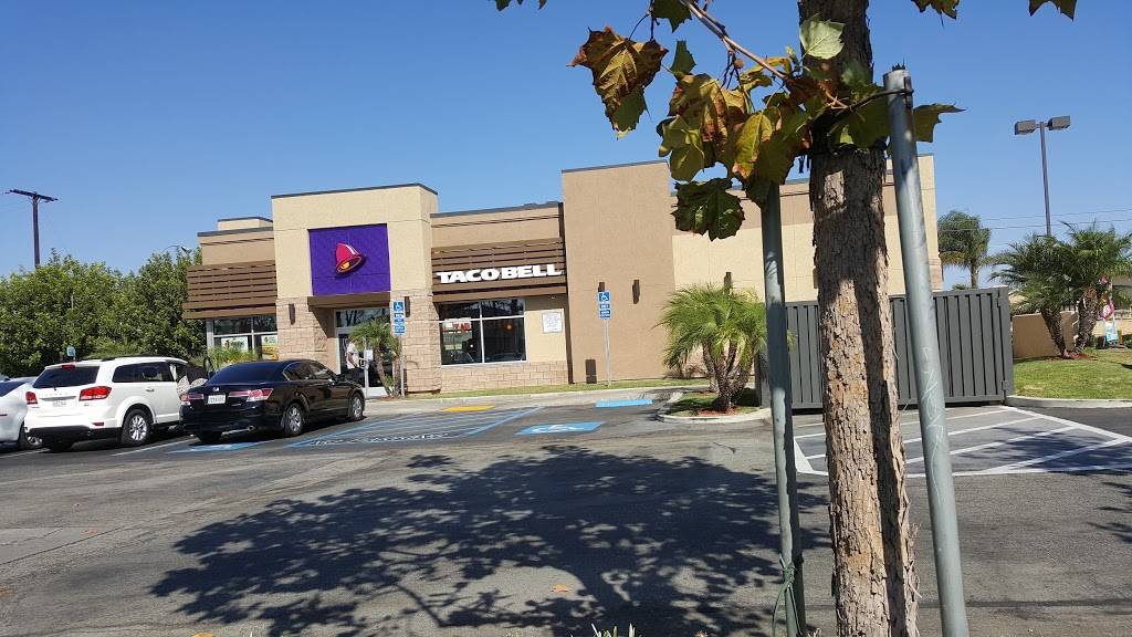 Taco Bell | meal takeaway | 10551 Carmenita Rd, Santa Fe Springs, CA 90670, USA | 5629031283 OR +1 562-903-1283