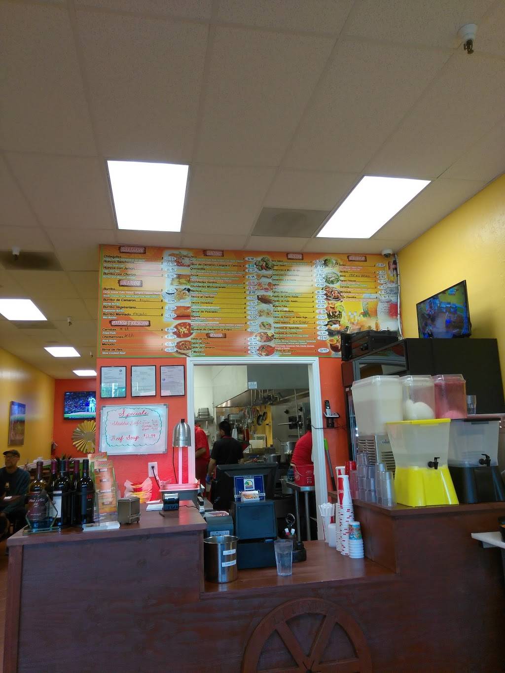 La Carreta Novato Mexican Food | restaurant | 2033 Novato Blvd, Novato, CA 94947, USA | 4154936875 OR +1 415-493-6875