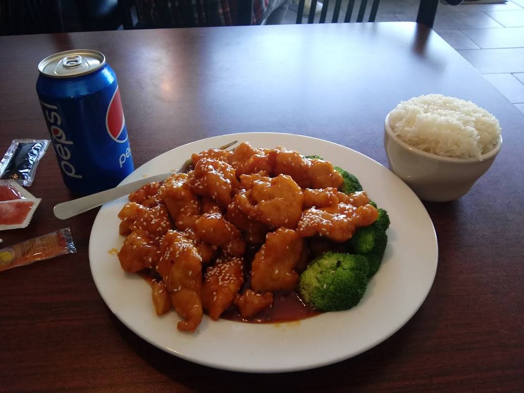 Mr. Ginger | restaurant | 1017 Main Ave, De Pere, WI 54115, USA | 9203388889 OR +1 920-338-8889