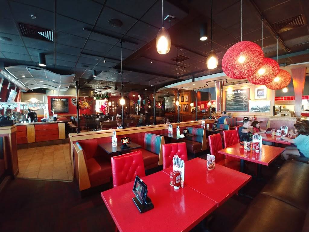 Red Robin Gourmet Burgers and Brews | restaurant | 5537 S Williamson Blvd, Port Orange, FL 32128, USA | 3863221570 OR +1 386-322-1570
