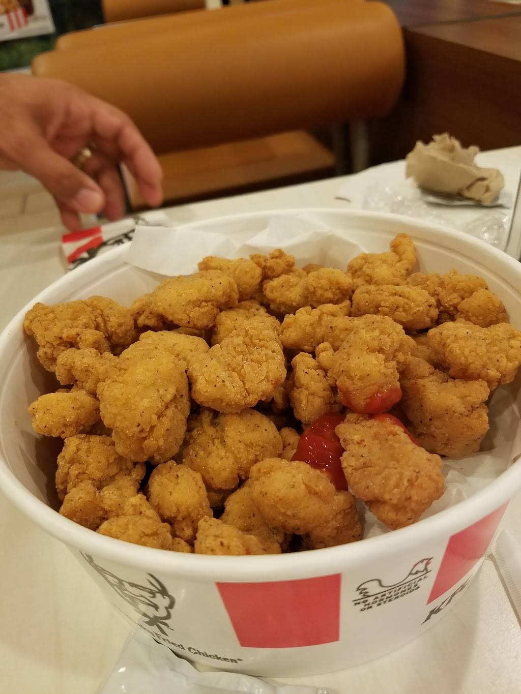 KFC | restaurant | 17 Blanding Blvd, Orange Park, FL 32073, USA | 9042697722 OR +1 904-269-7722