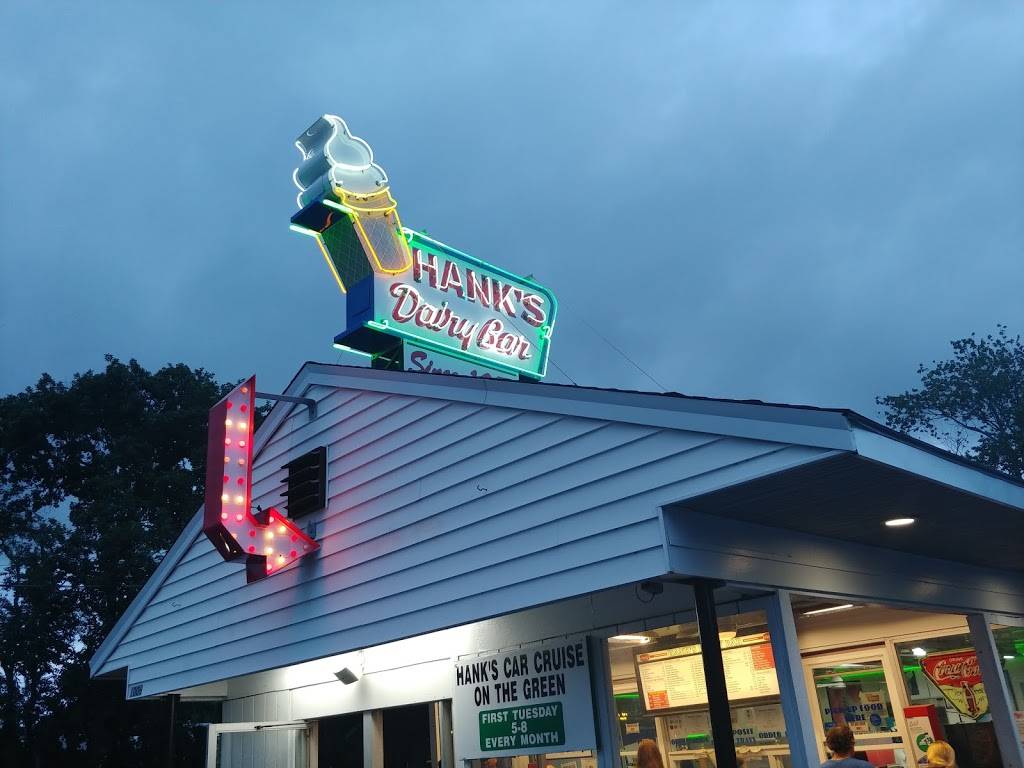 Hanks Dairy Bar | restaurant | 1006 Norwich Rd, Plainfield, CT 06374, USA | 8605642298 OR +1 860-564-2298