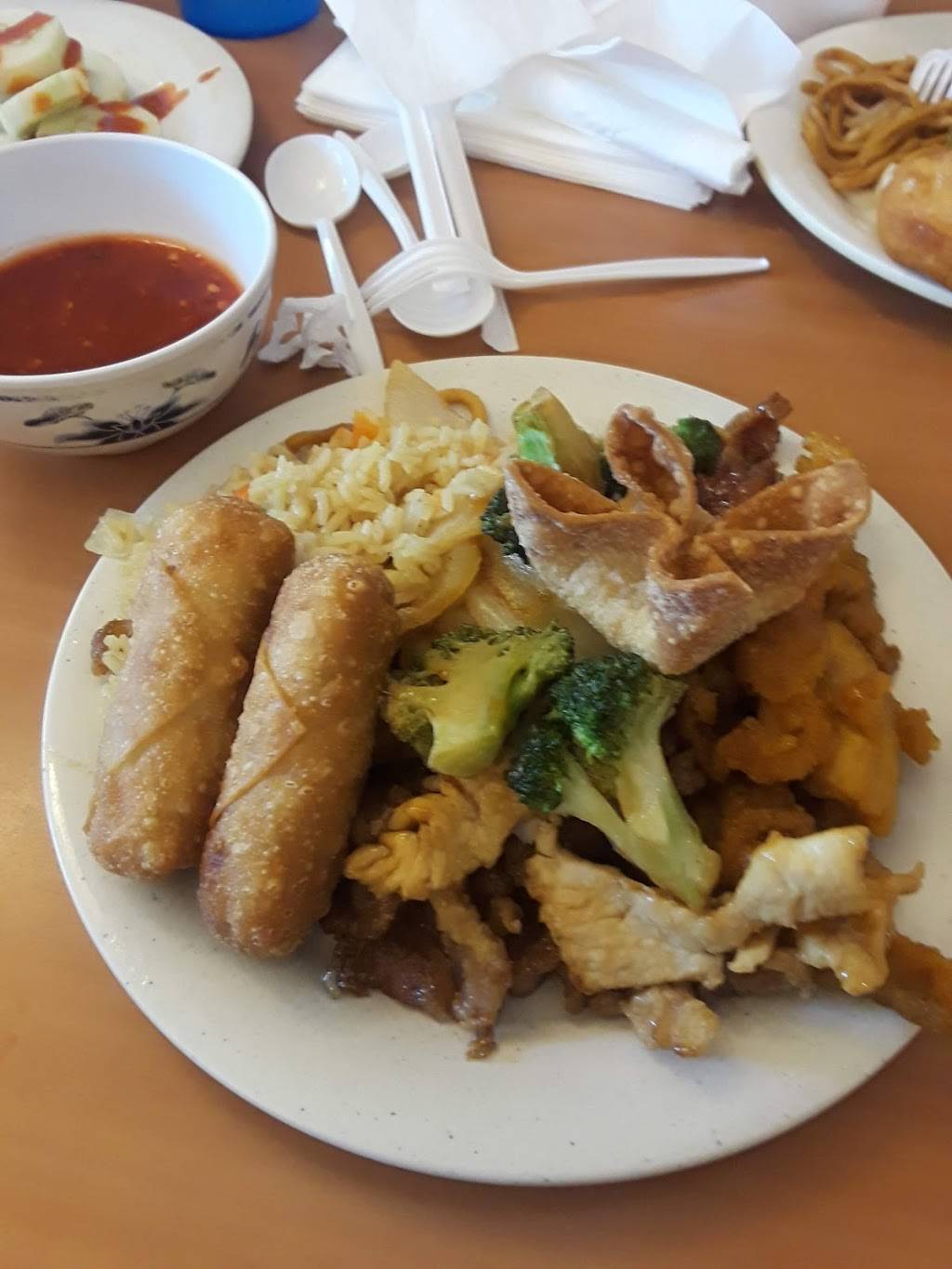 China Chef Buffet | restaurant | 67 Bullsboro Dr, Newnan, GA 30263, USA | 6784239933 OR +1 678-423-9933