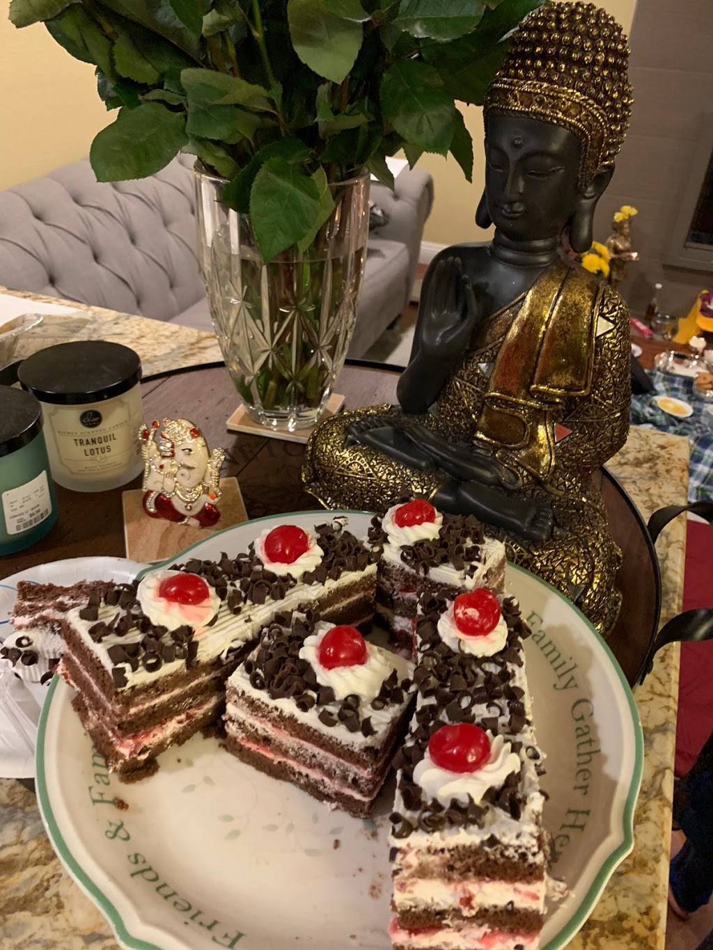 Pastries N Chaat | restaurant | 1100 Foster Square Ln #150, Foster City, CA 94404, USA | 6503990504 OR +1 650-399-0504