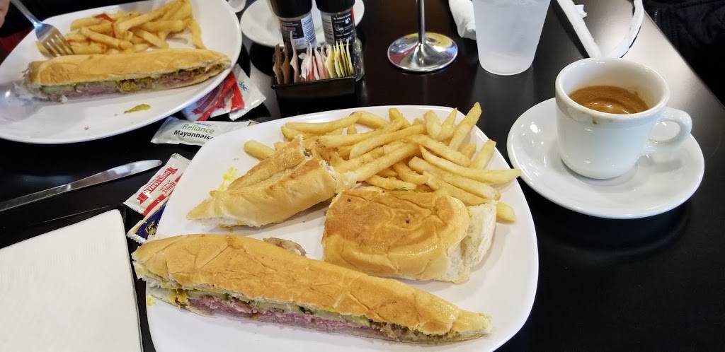 Zaza New Cuban Diner | restaurant | 237 Wheelhouse Ln, Lake Mary, FL 32746, USA | 4074940932 OR +1 407-494-0932