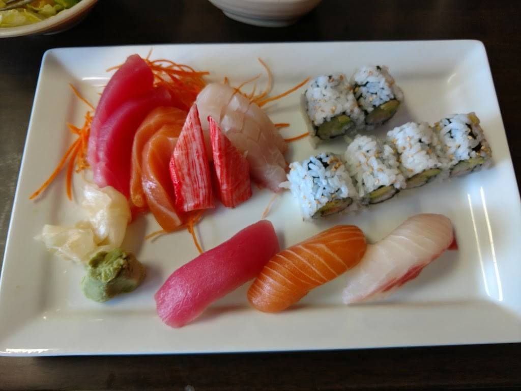 Wasabi Japanese House | restaurant | 677 Chestnut Commons Dr, Elyria, OH 44035, USA | 4403661117 OR +1 440-366-1117