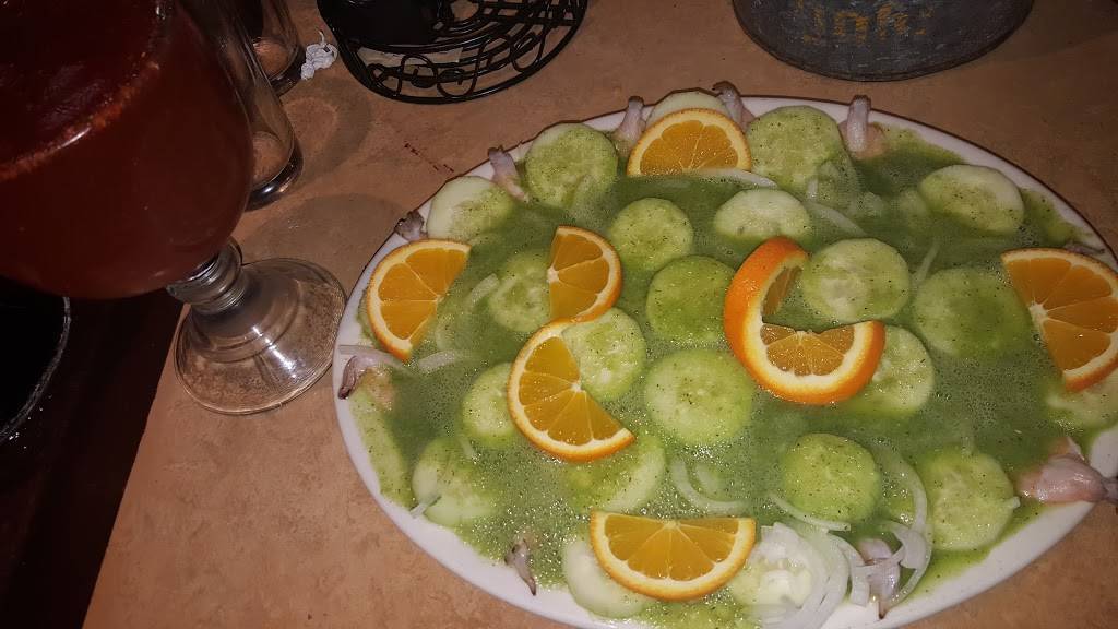 Super Antojitos Express | restaurant | 1702 N Bristol St, Santa Ana, CA 92706, USA | 7148353619 OR +1 714-835-3619