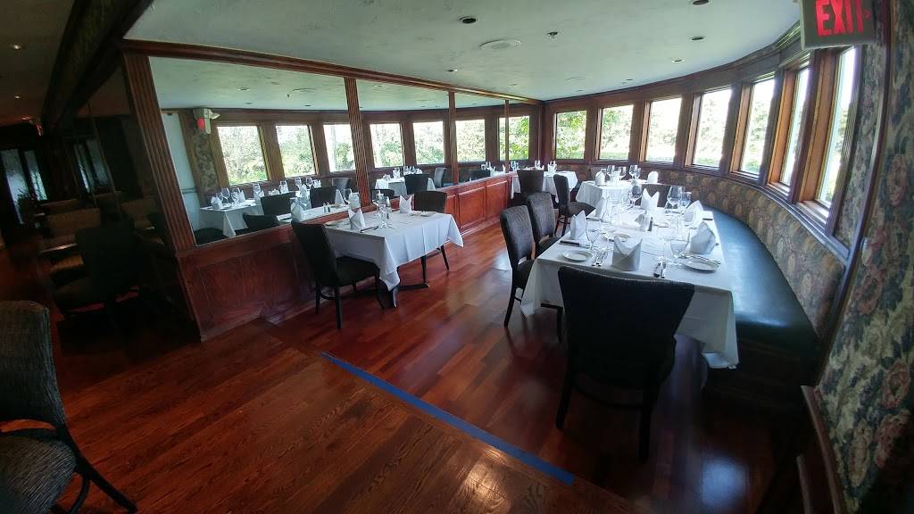 Petroleum Club North | restaurant | 1 N Sooner Rd, Edmond, OK 73034, USA | 4052169991 OR +1 405-216-9991