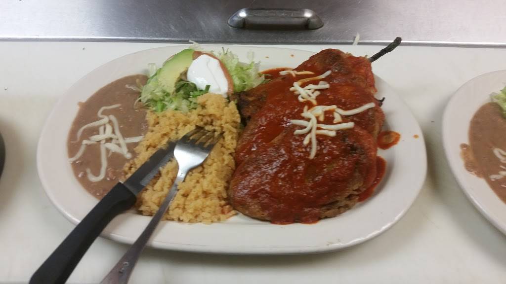 Taqueria Parrilla Azteca | restaurant | 2390 Walnut Ave, Hanover Park, IL 60133, USA | 6308558315 OR +1 630-855-8315