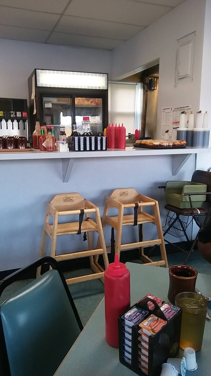 Bettys Restaurant | restaurant | 2539 US-131, Boyne Falls, MI 49713, USA | 2315492680 OR +1 231-549-2680