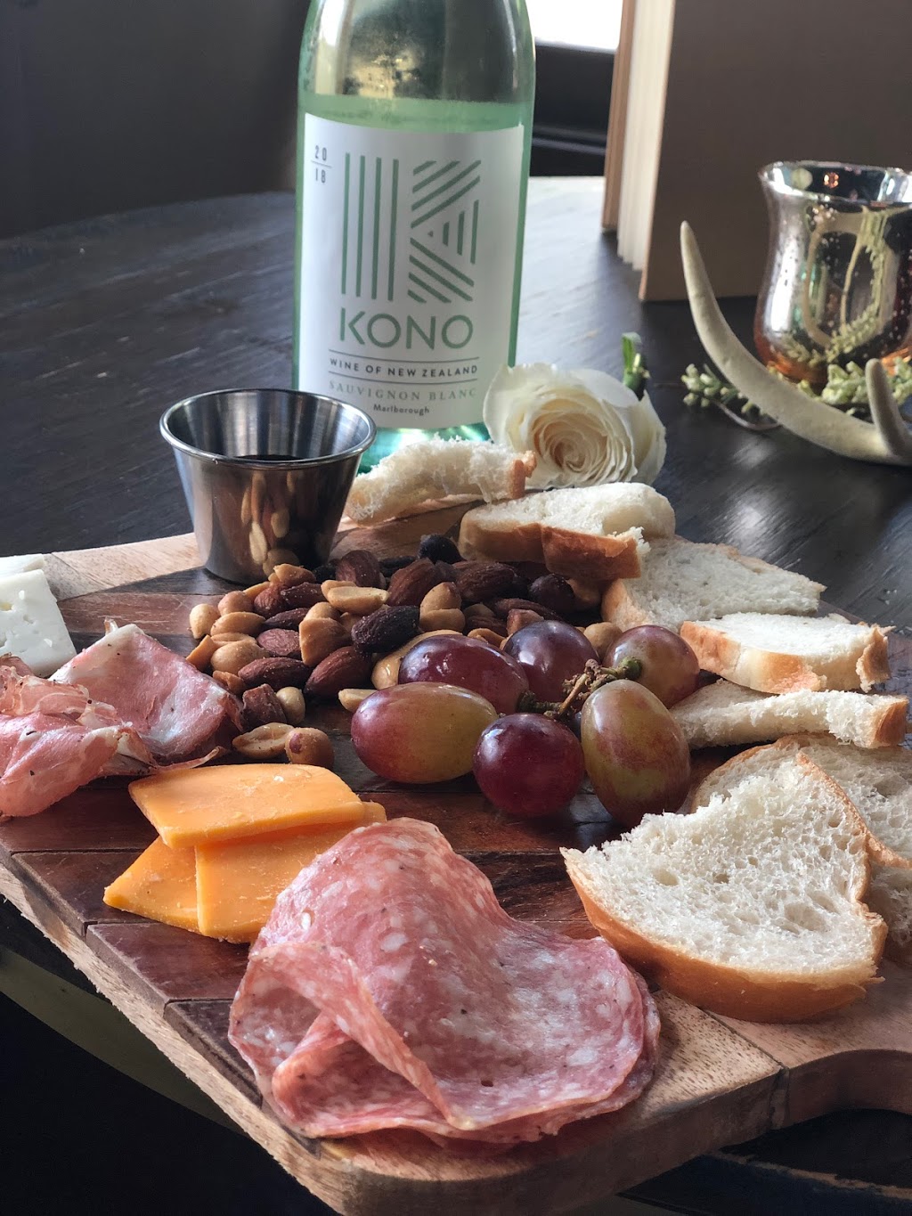 The Briar Patch | restaurant | 1150 Old Cedars Ln, Flora, MS 39071, USA | 6015598565 OR +1 601-559-8565