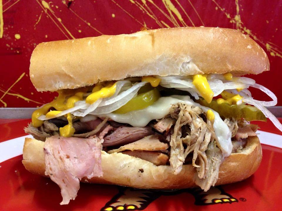 The Smokin Toad | restaurant | 24 N Conococheague St, Williamsport, MD 21795, USA | 3012233447 OR +1 301-223-3447