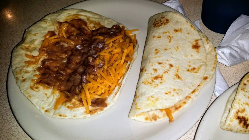 El Mariachi Loco | restaurant | 610 Isom Rd, San Antonio, TX 78216, USA | 2109790457 OR +1 210-979-0457