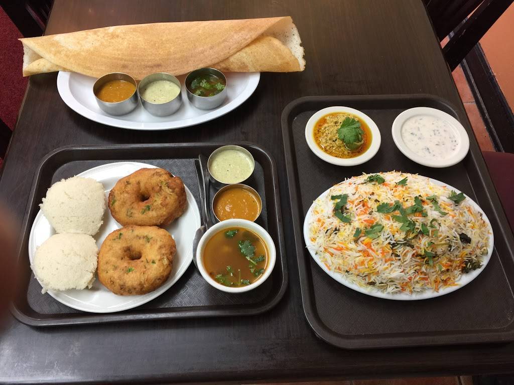 Bawarchi On Devon | restaurant | 6406 N Oakley Ave, Chicago, IL 60645, USA | 7738560801 OR +1 773-856-0801