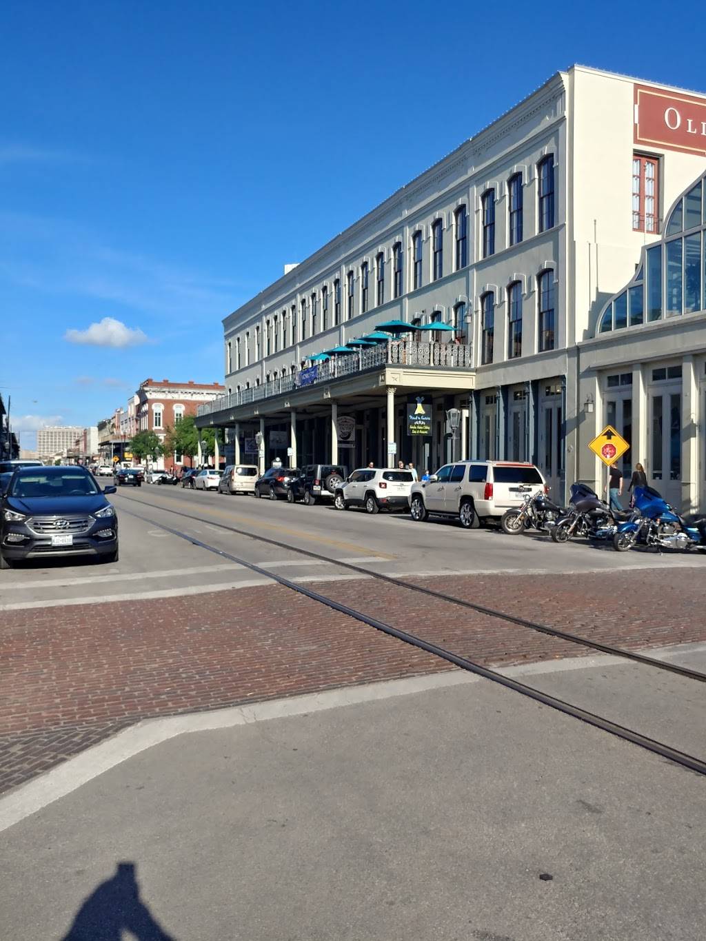 Starbucks | cafe | 102 Kempner St, Galveston, TX 77550, USA | 4096212577 OR +1 409-621-2577