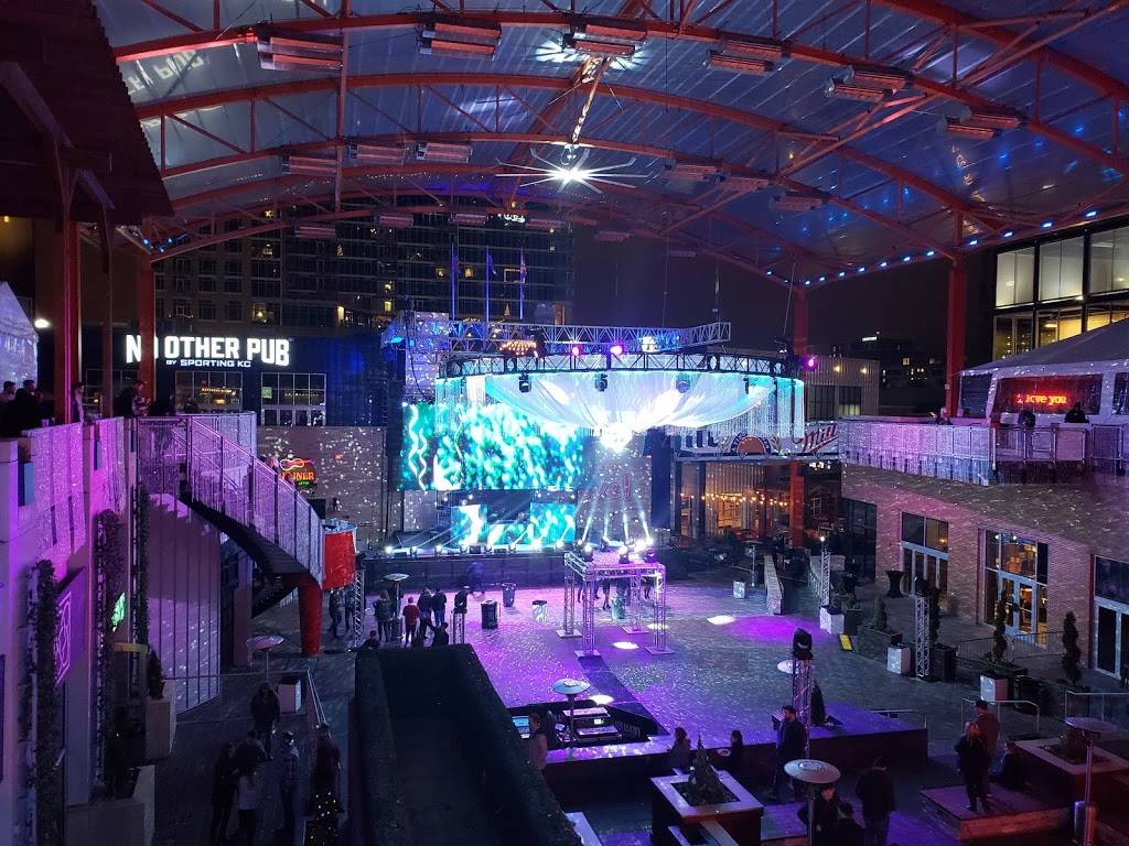 McFaddens Sports Saloon | restaurant | 1330 Grand Blvd #2907, Kansas City, MO 64106, USA | 8164711330 OR +1 816-471-1330