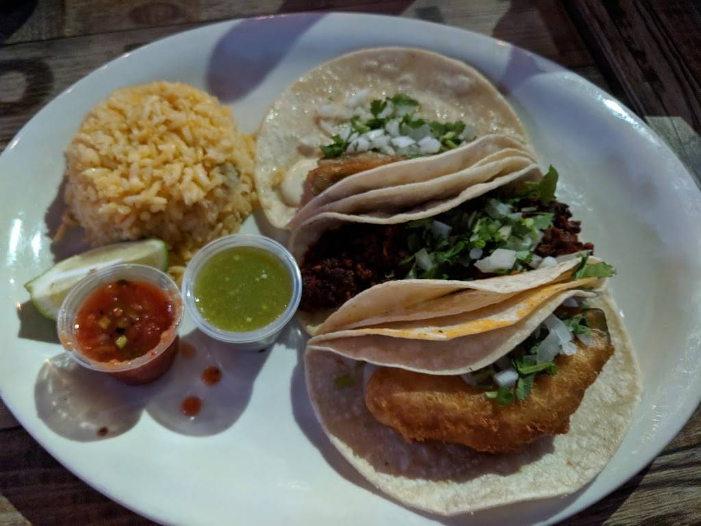 Compadres Mex Mex Grill | restaurant | 929 S Main St, Greenville, SC 29601, USA | 8642828945 OR +1 864-282-8945