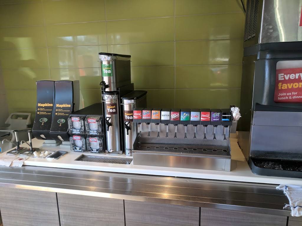 McDonalds | cafe | 372 Blanding Blvd, Orange Park, FL 32073, USA | 9042726319 OR +1 904-272-6319