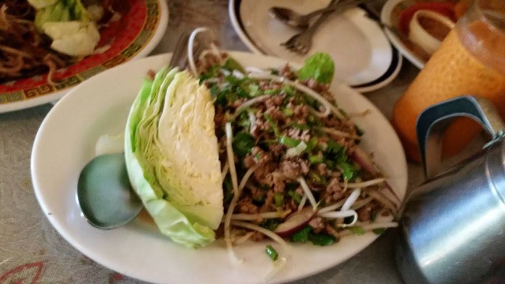 Houakhong | restaurant | 85 E 13th St, Merced, CA 95341, USA | 2097225541 OR +1 209-722-5541