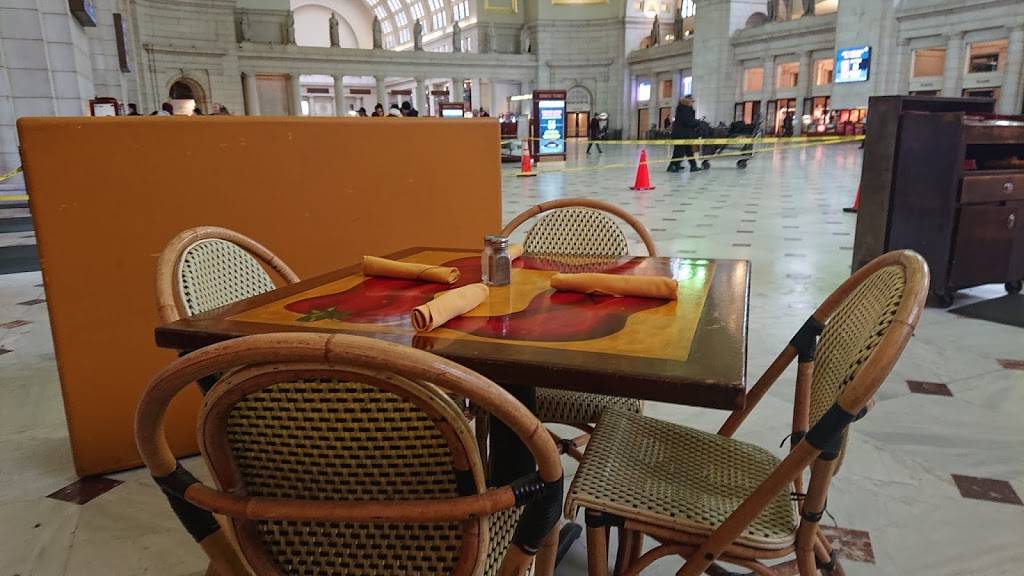 Thunder Grill | restaurant | 50 Massachusetts Ave NE, Washington, DC 20002, USA | 2028980051 OR +1 202-898-0051