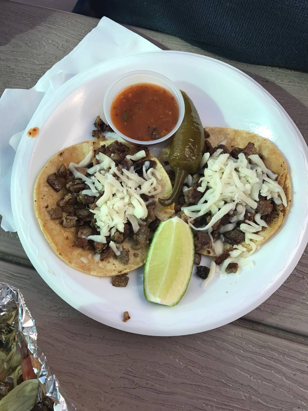 La Rancherita Tacos | restaurant | 1390 Old Bayshore Hwy, San Jose, CA 95112, USA | 4086487856 OR +1 408-648-7856