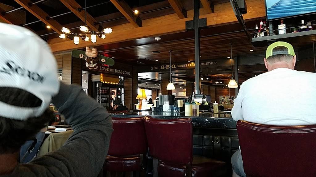 Lucille’s Smokehouse BBQ | restaurant | 6257 E 2nd St, Long Beach, CA 90803, USA | 5624347427 OR +1 562-434-7427