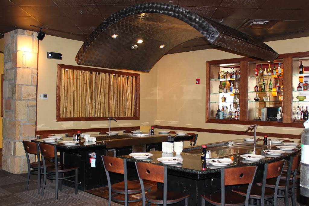 Fusion Japanese Steakhouse and Sushi Bar | restaurant | 16 Park Woodruff Dr, Greenville, SC 29607, USA | 8645388366 OR +1 864-538-8366