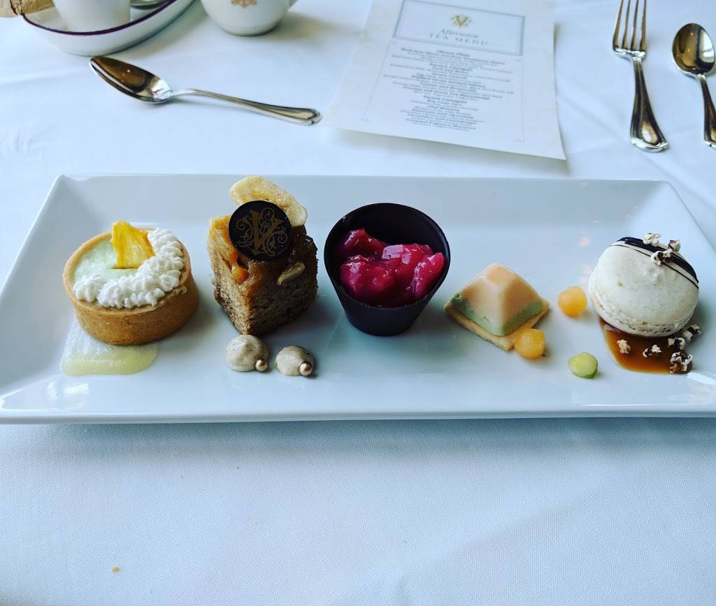 Biltmore Estate Dining Room | restaurant | 1 Antler Hill Rd, Asheville, NC 28803, USA | 8282251699 OR +1 828-225-1699