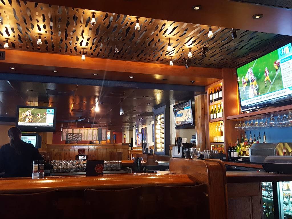 Outback Steakhouse | restaurant | 20630 Valley Green Dr, Cupertino, CA 95014, USA | 4082554400 OR +1 408-255-4400
