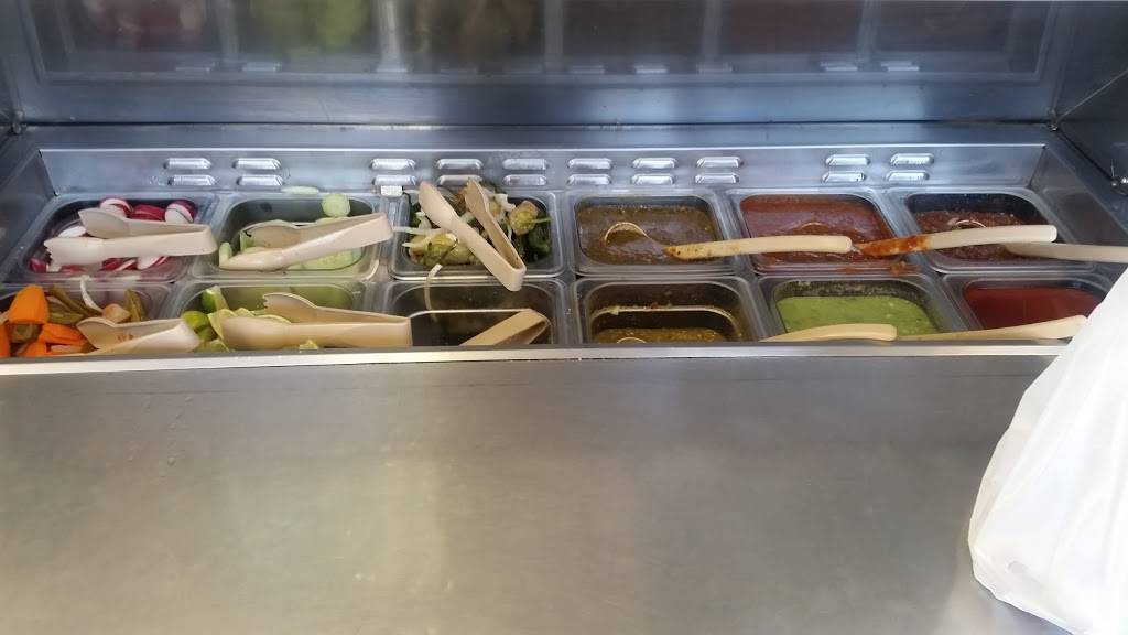 Castañedas Mexican Food | restaurant | 700 E Alosta Ave, Azusa, CA 91702, USA | 6263341144 OR +1 626-334-1144