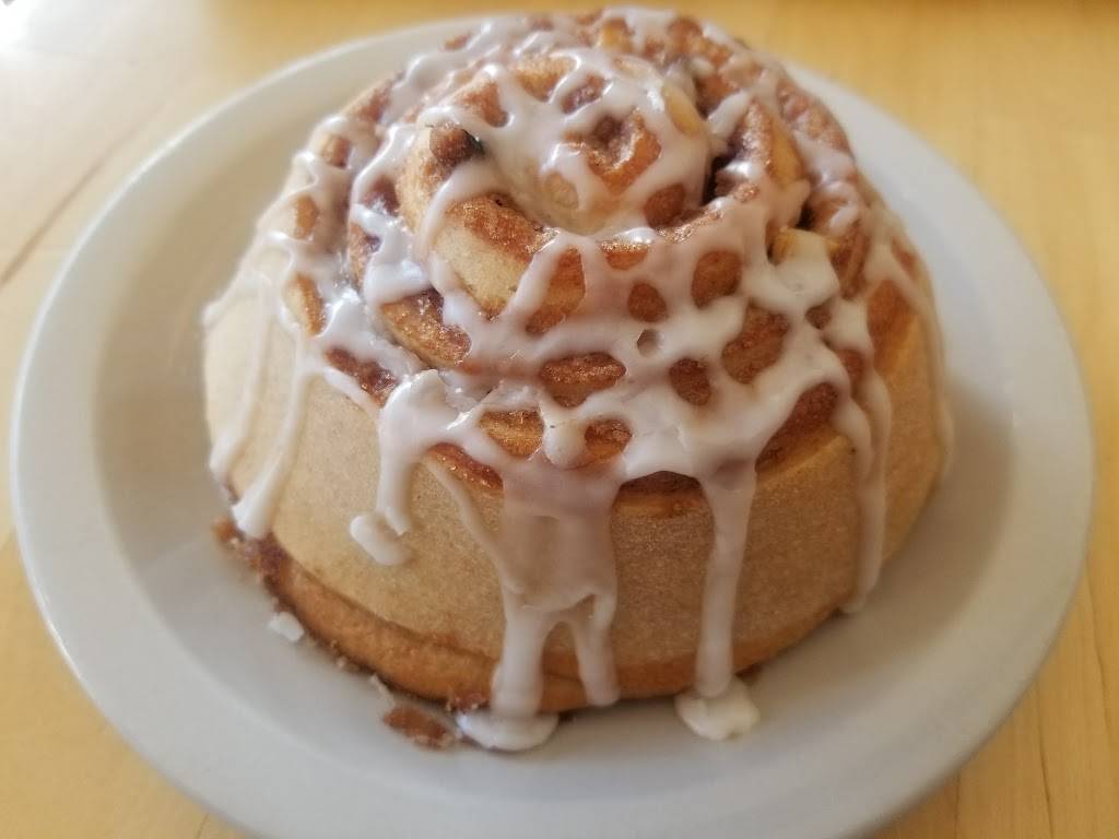 Akis Bread Haus | bakery | 2506 Central Ave NE, Minneapolis, MN 55418, USA | 6125787897 OR +1 612-578-7897