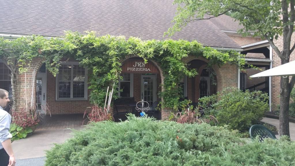 J Rs Pizzeria | restaurant | 24 Village Center Dr, Reading, PA 19607, USA | 6107754440 OR +1 610-775-4440