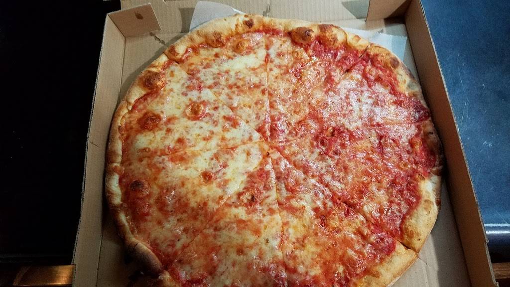Fiorillos Pizza | restaurant | 100 Old Lackawanna Trail, Clarks Summit, PA 18411, USA | 5705874042 OR +1 570-587-4042