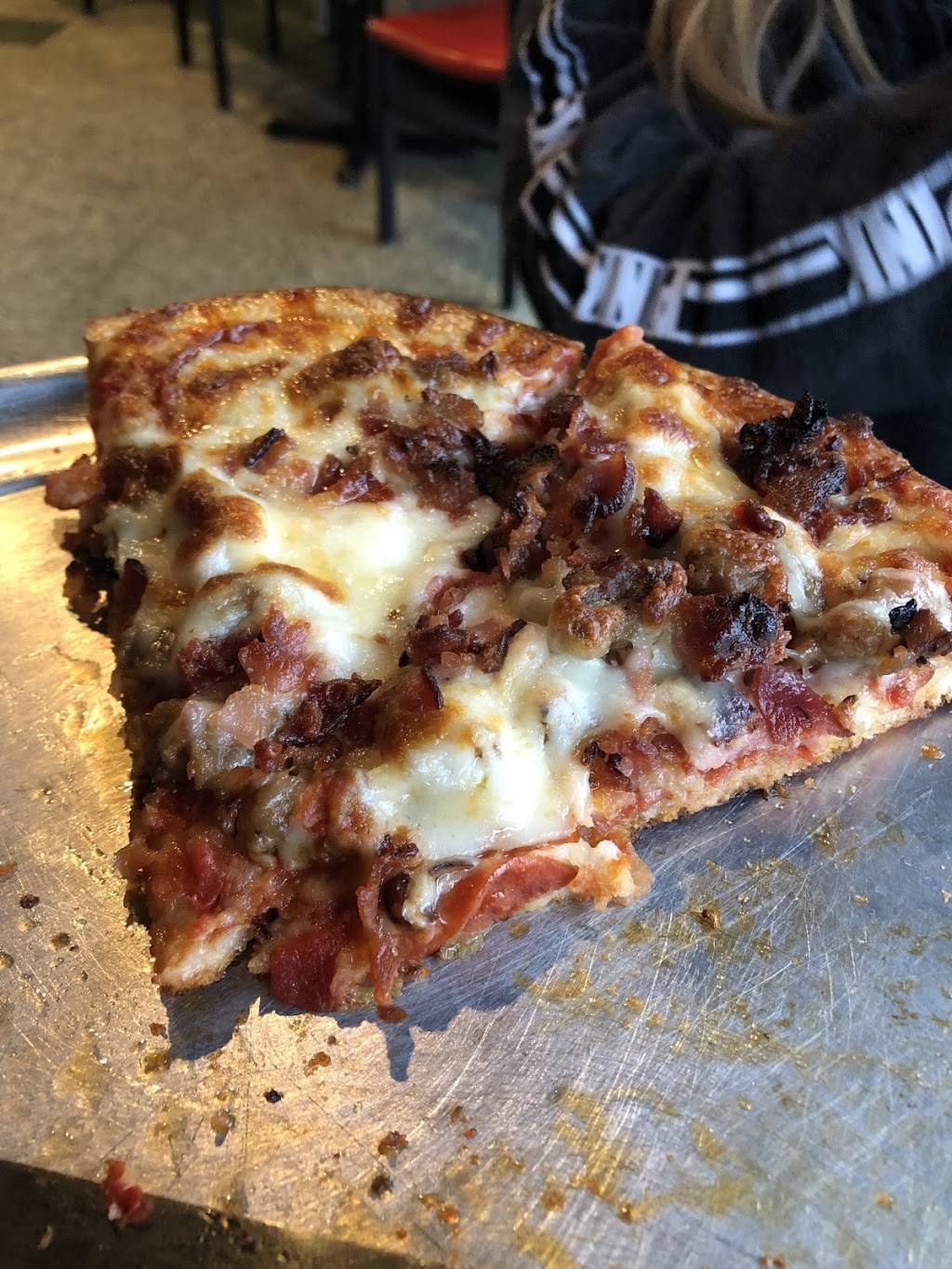 Virginia Avenue Pizza Company | restaurant | 619 Virginia Ave, Indianapolis, IN 46203, USA | 3174827992 OR +1 317-482-7992