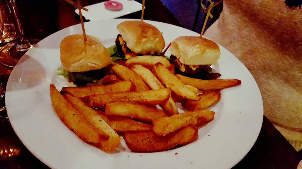 Reef | restaurant | 108-02 72nd Ave, Forest Hills, NY 11375, USA | 7184874564 OR +1 718-487-4564