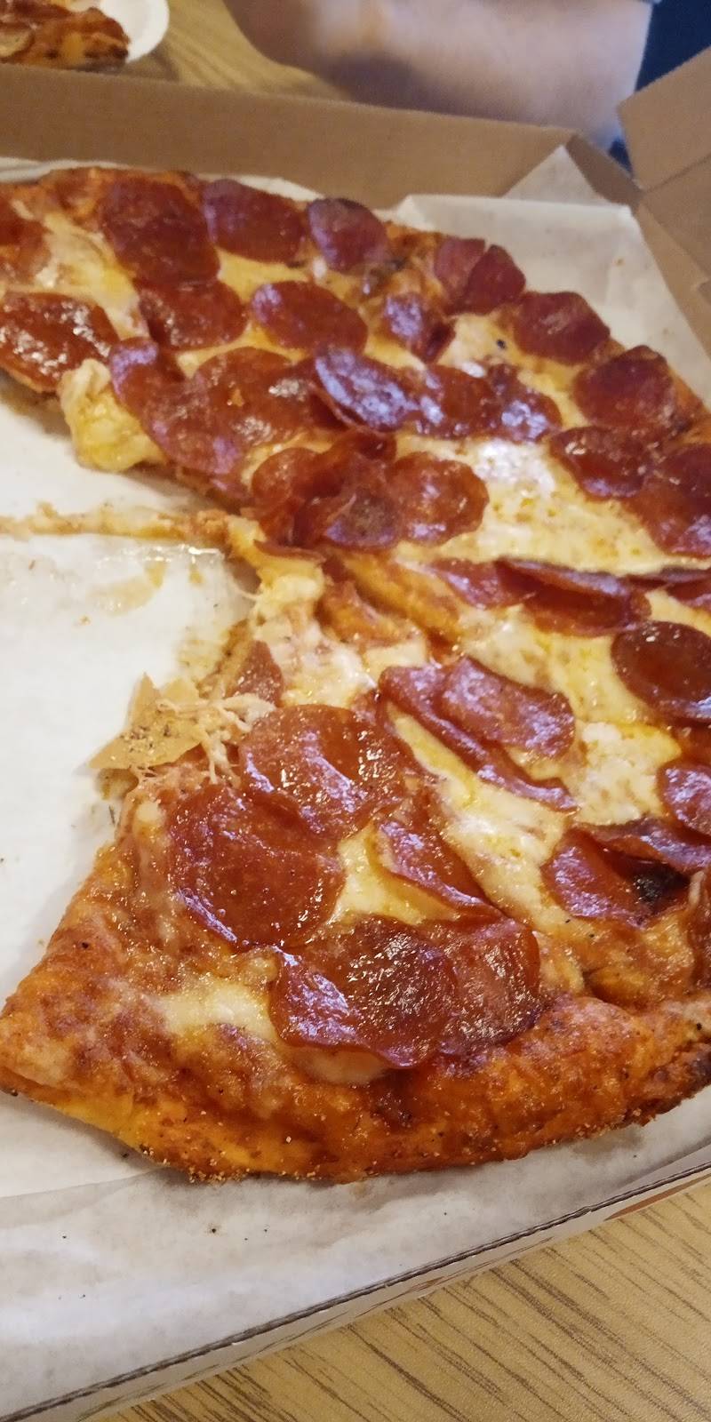 Lelas Pizzeria | restaurant | 2341 N West Ave, Fresno, CA 93705, USA | 5592669555 OR +1 559-266-9555